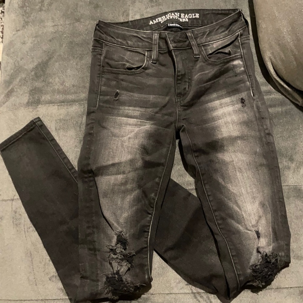 Super cute American Eagle jeans!